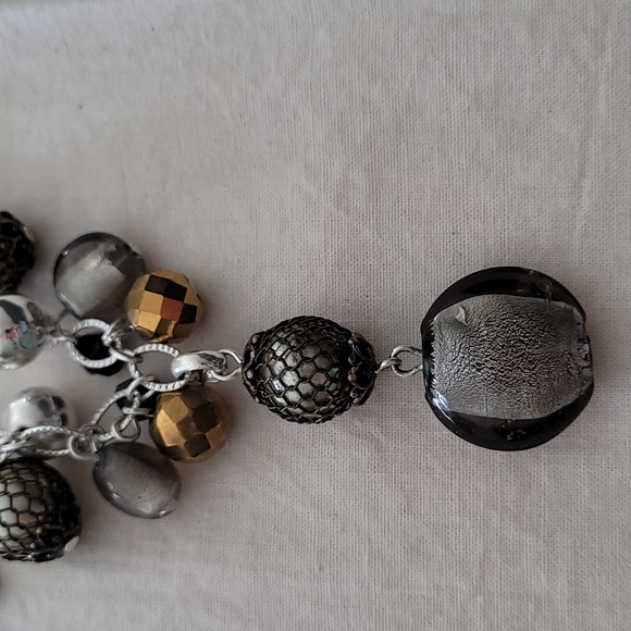 Necklace - Picture 2 of 6